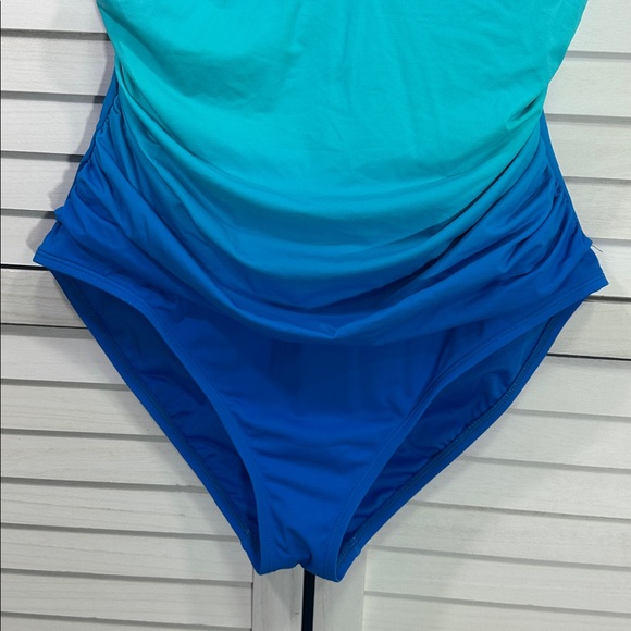 Bleu Rod Beattie One-Piece Swimsuit Size 14 W/Underwire Like New - Picture 5 of 14
